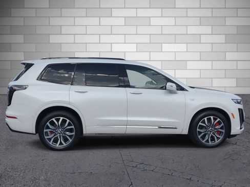 Certified 2024 Cadillac XT6 Sport w/ Platinum Package image 6