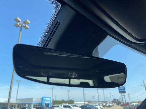 Used 2025 RAM 1500 Laramie w/ Laramie Southwest Edition image 36