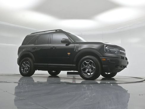 Certified 2023 Ford Bronco Sport Badlands w/ Premium Package AWD/4WD image 4