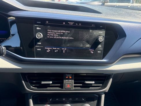 Used 2022 Volkswagen Taos SE image 19