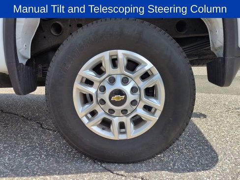 Used 2025 Chevrolet Silverado 2500 LT w/ Convenience Package image 24