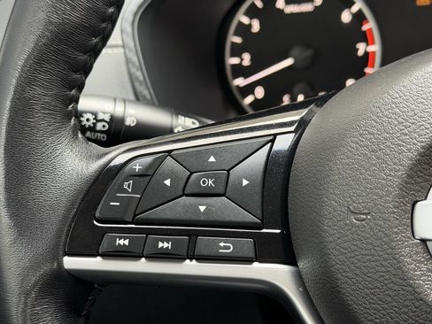 Used 2020 Nissan Altima 2.5 SV FWD image 24