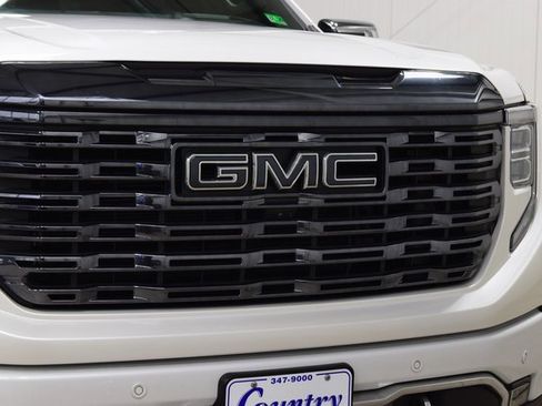 Used 2024 GMC Sierra 1500 Denali Ultimate image 11