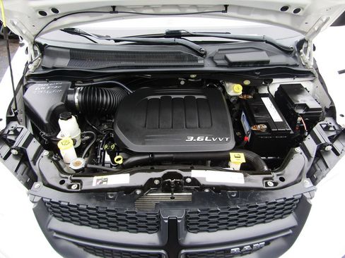 Used 2013 RAM C/V Tradesman FWD image 28