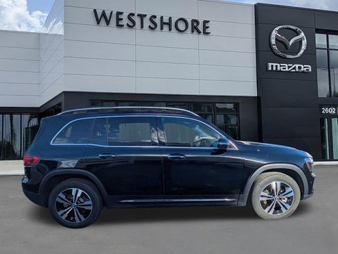 Used 2025 Mercedes-Benz GLB 250 image 2