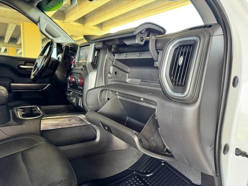 Used 2021 Chevrolet Silverado 1500 LTZ w/ LTZ Convenience Package II AWD/4WD image 27