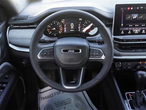 Certified 2023 Jeep Compass Latitude image 16