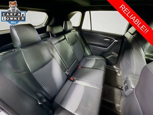 Used 2025 Toyota RAV4 XSE w/ Advanced Technology Package AWD/4WD image 28