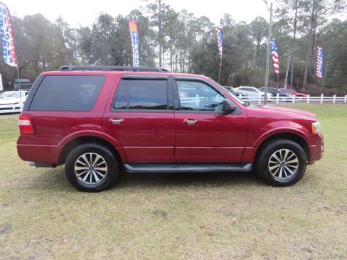 Used 2015 Ford Expedition XLT w/ Equipment Group 201A image 5