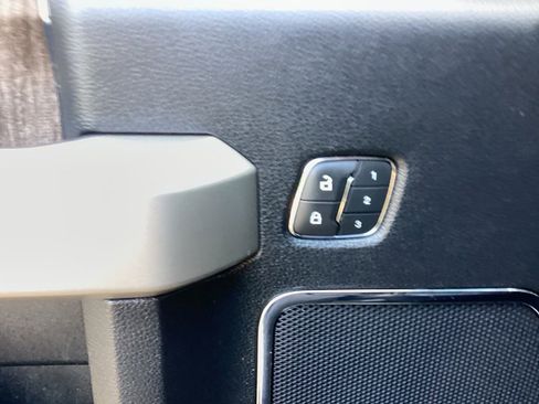Used 2019 Ford F250 Lariat w/ Lariat Ultimate Package AWD/4WD image 66