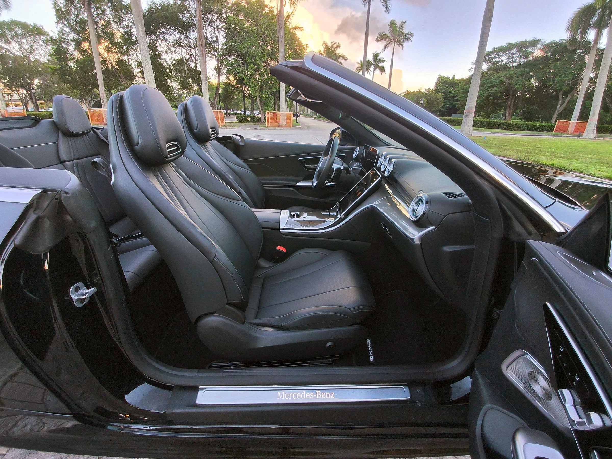 Used 2025 Mercedes-Benz CLE 300 4MATIC Cabriolet image 30