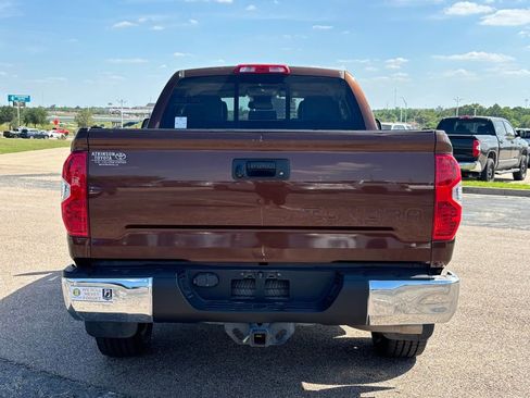 Used 2014 Toyota Tundra Limited image 5