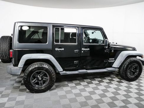 Used 2012 Jeep Wrangler Unlimited Sport image 23