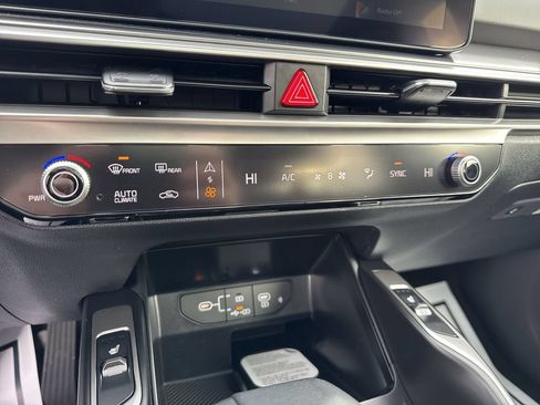 Used 2026 Kia Sorento S w/ S Panoramic Sunroof Package FWD image 11