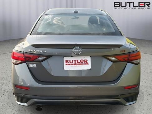 Used 2025 Nissan Sentra SR FWD image 5