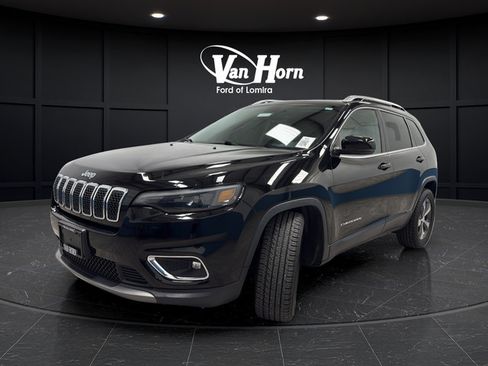 Used 2020 Jeep Cherokee Limited FWD image 3