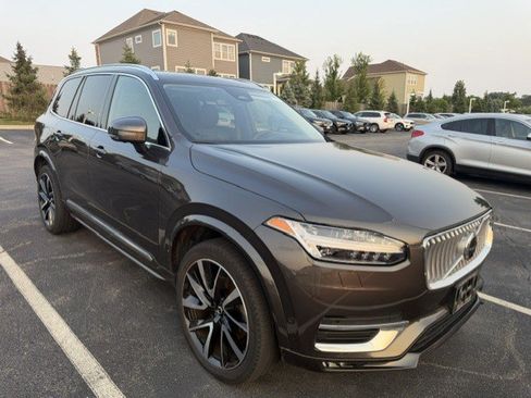 Used 2023 Volvo XC90 B6 Plus w/ Protection Package Premier AWD/4WD image 10