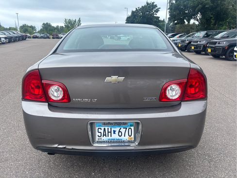 Used 2011 Chevrolet Malibu LT FWD image 4