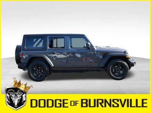 Used 2022 Jeep Wrangler Unlimited Sport image 11