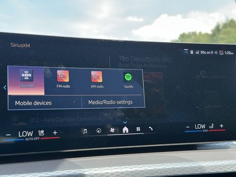 New 2025 BMW 330i xDrive Sedan image 40