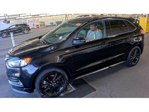 Used 2024 Ford Edge ST-Line AWD/4WD image 2