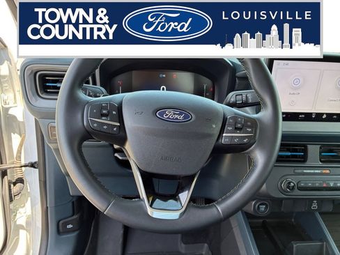 Used 2025 Ford Maverick Lobo AWD/4WD image 14