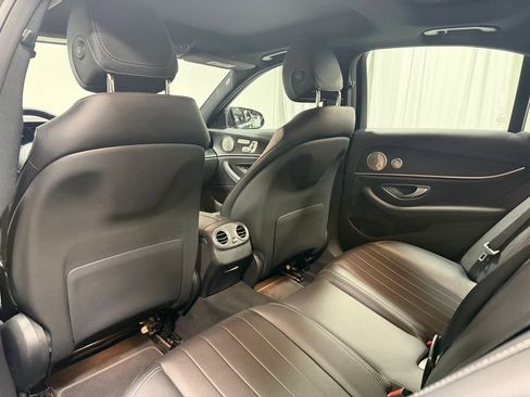 Used 2023 Mercedes-Benz E 350 4MATIC Sedan image 26