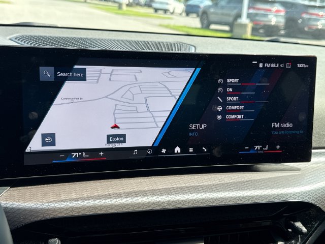 Used 2025 BMW M2 w/ Lighting Package RWD image 27