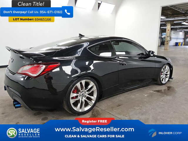 Used 2013 Hyundai Genesis 3.8 RWD image 4