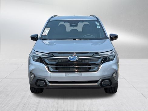 Used 2025 Subaru Forester Touring w/ Touring Package AWD/4WD image 2