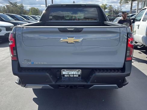 Used 2025 Chevrolet Silverado EV LT AWD/4WD image 5