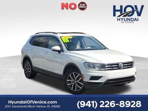 Used 2018 Volkswagen Tiguan SE AWD/4WD image 1
