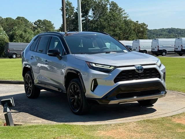 Used 2024 Toyota RAV4 XSE AWD/4WD image 9