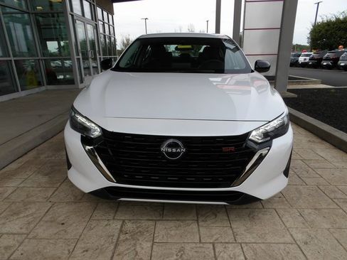 Certified 2024 Nissan Sentra SR image 2