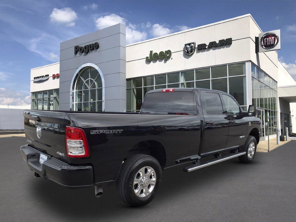 Used 2024 RAM 3500 Big Horn w/ Sport Appearance Package AWD/4WD image 3
