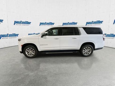 Used 2022 Chevrolet Suburban Premier AWD/4WD image 6