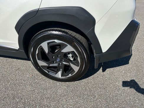 Used 2025 Subaru Crosstrek 2.5i Limited w/ Popular Package #3A image 9