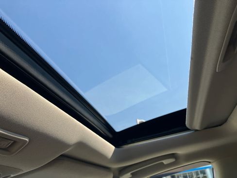 Used 2019 Nissan Pathfinder Platinum image 23