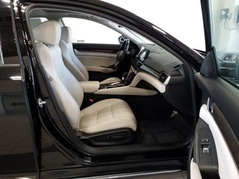 Used 2018 Honda Accord EX-L image 16