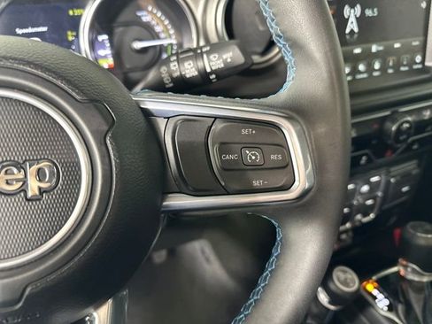 Used 2023 Jeep Wrangler Unlimited Rubicon 4xe image 15