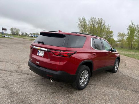 Used 2023 Chevrolet Traverse LT AWD/4WD image 4