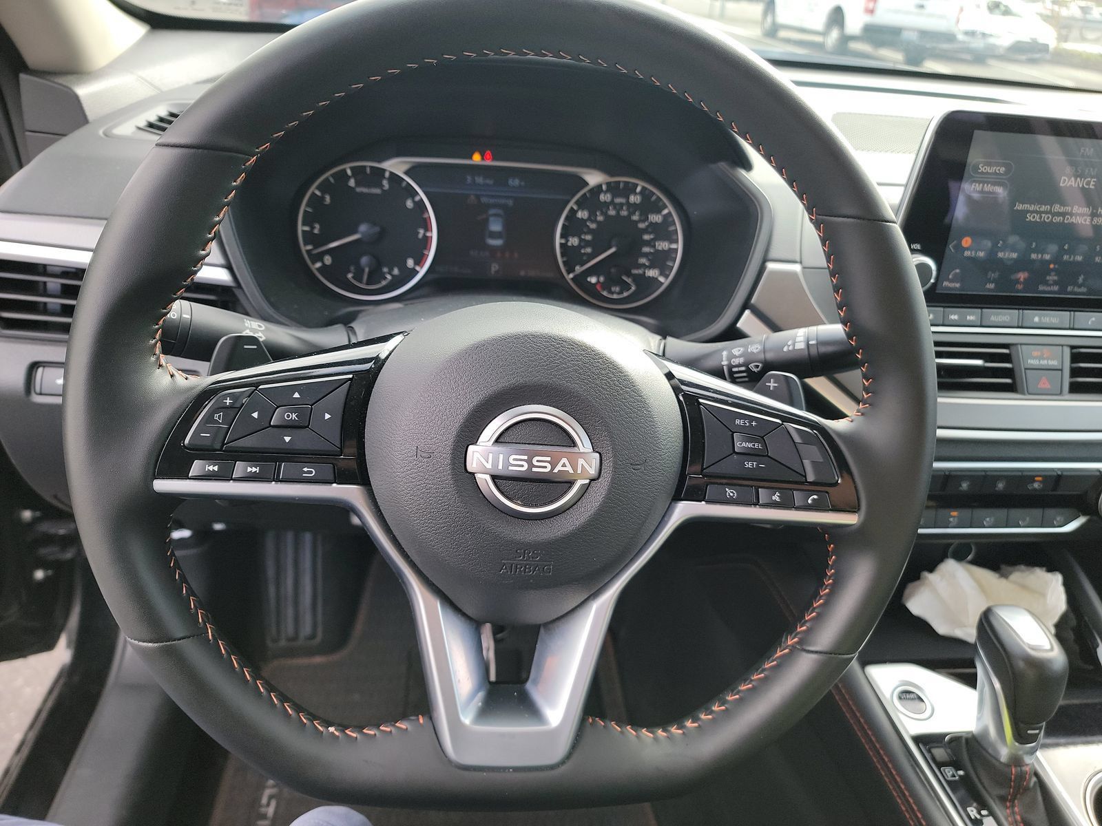 Used 2025 Nissan Altima 2.5 SR AWD/4WD image 10