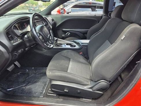 Used 2021 Dodge Challenger R/T w/ Driver Convenience Group RWD image 4