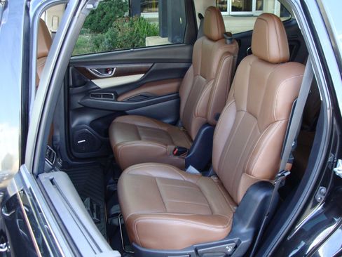 Used 2021 Subaru Ascent Touring image 8