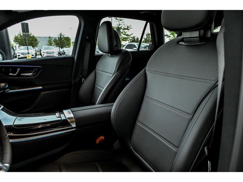 New 2026 Mercedes-Benz GLC 300 4MATIC image 7