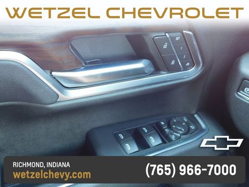 Used 2025 GMC Sierra 2500 SLT w/ Texas SLT Premium Package AWD/4WD image 32