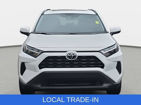 Used 2023 Toyota RAV4 XLE w/ Convenience Package FWD image 2