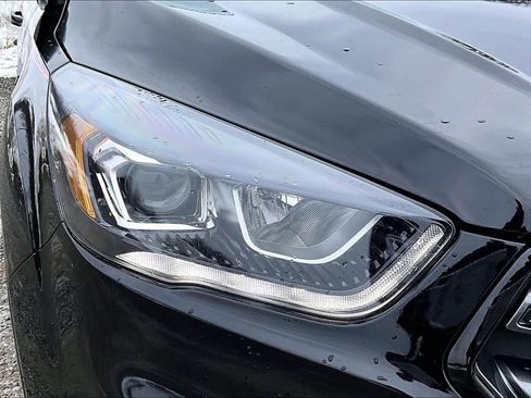 Used 2019 Ford Escape SEL image 27