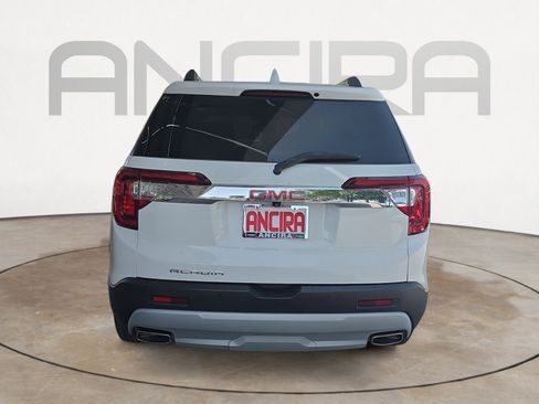 Used 2023 GMC Acadia SLE w/ Driver Convenience Package FWD image 7