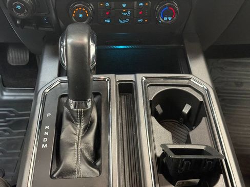 Used 2019 Ford F150 XLT w/ Equipment Group 302A Luxury AWD/4WD image 16